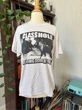 Vintage Classhole Graphic Band Tee - White and Black